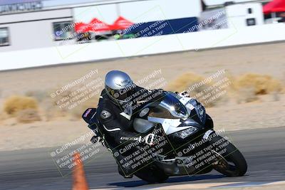 media/Jan-08-2022-SoCal Trackdays (Sat) [[1ec2777125]]/Turn 15 Inside (950am)/